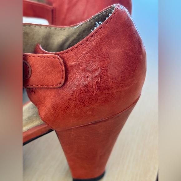 FRYE, the Kelsey ankle strap heels! - Picture 7 of 11